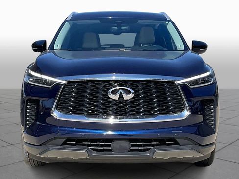 Used 2023 INFINITI QX60 Sensory w/ Vision Package image 3