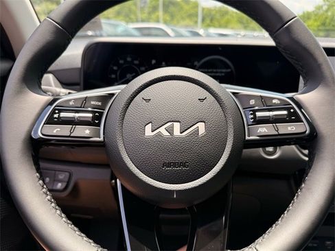 New 2025 Kia Seltos EX image 10