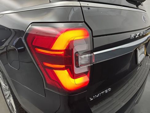 Used 2024 Ford Expedition Max Limited image 18