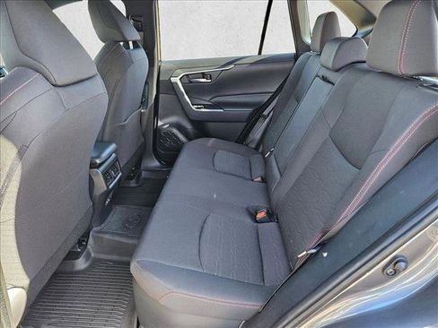 Used 2025 Toyota RAV4 SE image 23