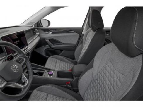 Used 2026 Volkswagen Tiguan S AWD/4WD image 11