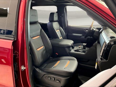 New 2026 GMC Sierra 1500 AT4 w/ AT4 Premium Package image 13
