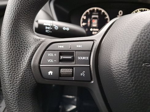 Certified 2023 Honda HR-V LX image 20