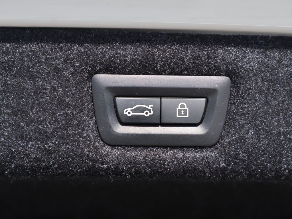 Used 2023 BMW M5 w/ Competition Package AWD/4WD image 18