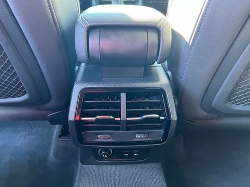 Used 2020 Audi Q3 2.0T Premium Plus w/ Premium Plus Package image 30