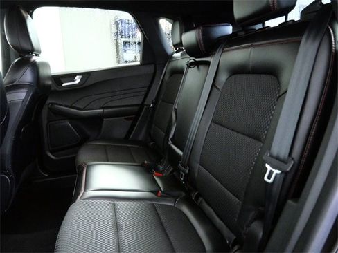 Certified 2023 Ford Escape ST-Line Select w/ Tech Pack #2 image 14