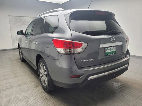 Used 2015 Nissan Pathfinder SV w/ Cargo Package image 5