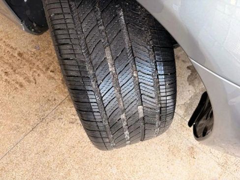 Used 2010 Mercedes-Benz CL 550 4MATIC image 43