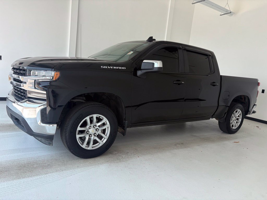 Used 2021 Chevrolet Silverado 1500 LT AWD/4WD image 15