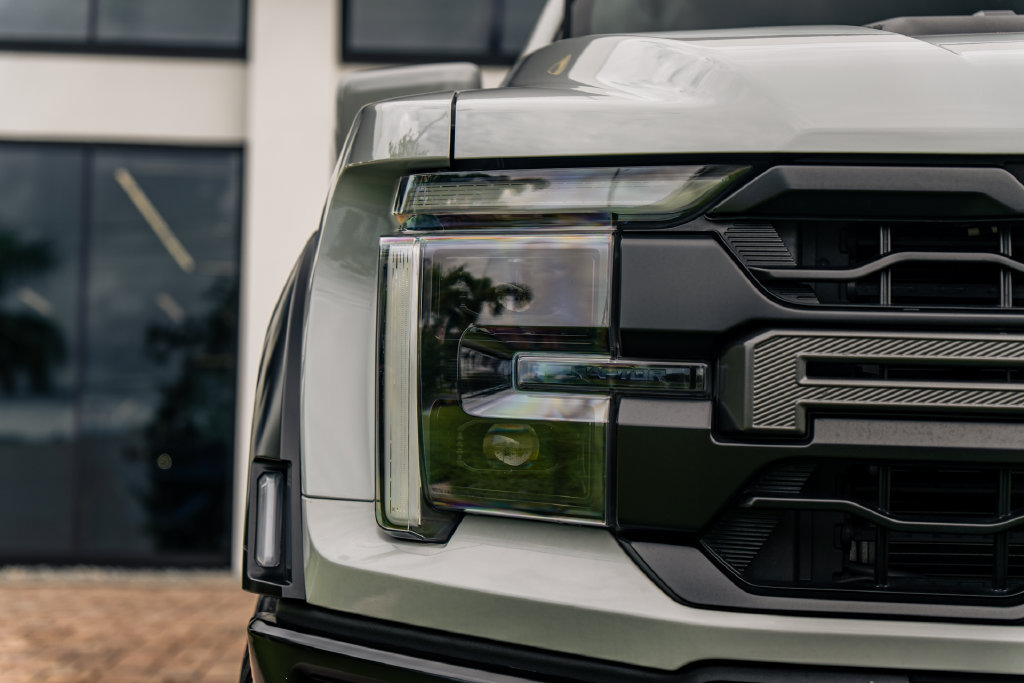 Used 2024 Ford F150 Raptor AWD/4WD image 9
