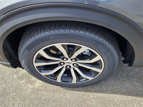 New 2026 Ford Explorer ST-Line image 10