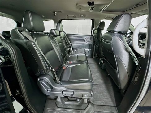 Certified 2023 Honda Odyssey Touring image 7