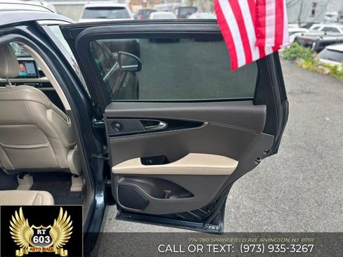 Used 2021 Lincoln Nautilus Reserve image 36