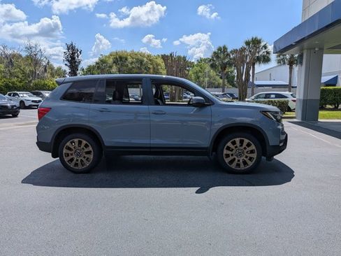 Used 2023 Honda Passport EX-L image 4