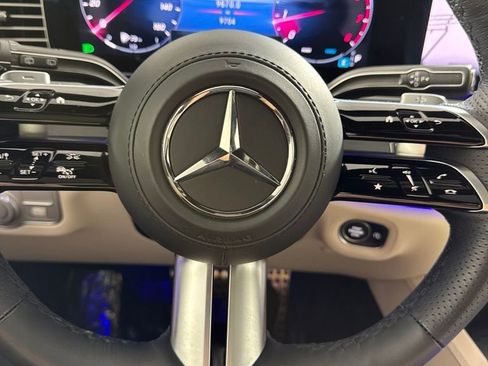 Certified 2025 Mercedes-Benz GLS 450 4MATIC image 34
