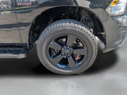 Used 2016 RAM 1500 Express w/ Black Ram 1500 Express Group image 31