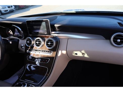 Used 2015 Mercedes-Benz C 300 Sedan image 17