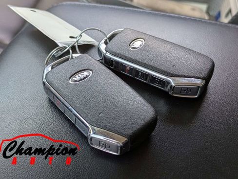 Used 2020 Kia Telluride LX image 31