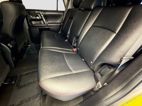 Used 2019 Toyota 4Runner TRD Off-Road Premium AWD/4WD image 13