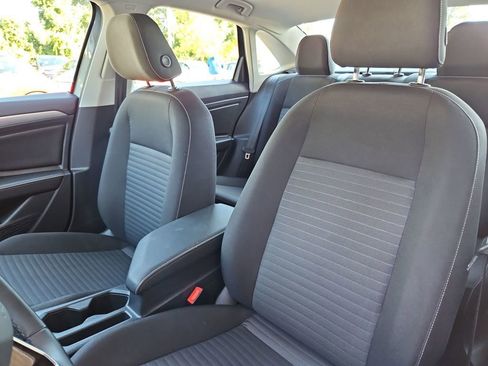 Used 2024 Volkswagen Jetta S image 21