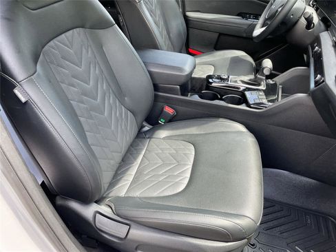 Used 2025 Kia Sportage X-Line w/ Premium Package AWD/4WD image 18