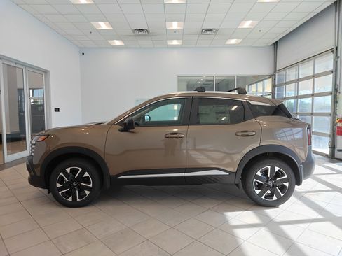 New 2026 Nissan Kicks SV AWD/4WD image 6