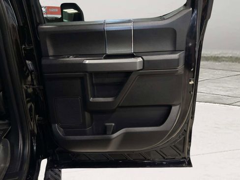 Used 2018 Ford F150 XLT w/ Equipment Group 302A Luxury image 22