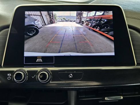 Used 2025 Cadillac CT4 Luxury w/ Sun And Sound Package RWD image 19