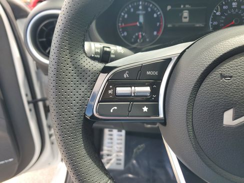 Used 2024 Kia Forte GT-Line w/ GT-Line Premium Package image 21