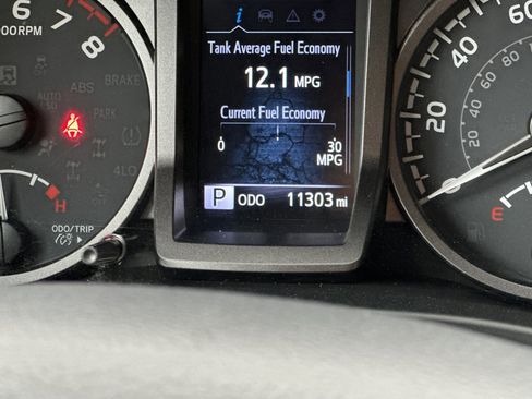 Used 2023 Toyota Tacoma TRD Sport image 20