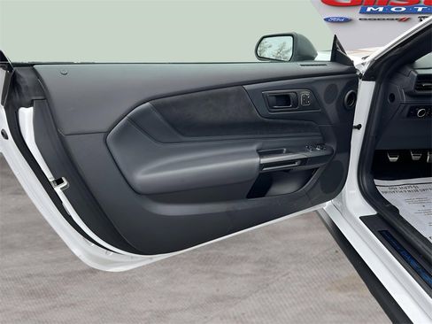 Used 2024 Ford Mustang Dark Horse image 13