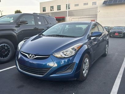 Used 2016 Hyundai Elantra SE