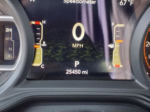 Used 2024 Jeep Wrangler Unlimited Sport AWD/4WD image 24