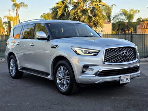 Used 2019 INFINITI QX80 Luxe AWD/4WD image 2