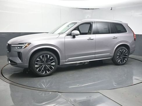 New 2026 Volvo XC90 B6 Plus w/ Protection Package Premier AWD/4WD image 4