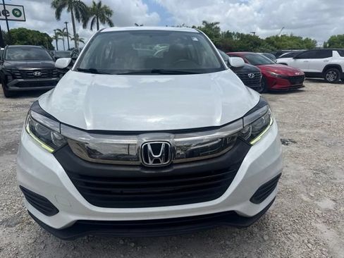 Used 2021 Honda HR-V LX image 2