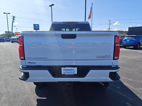 New 2026 Chevrolet Silverado 2500 High Country w/ High Country Premium Package AWD/4WD image 4