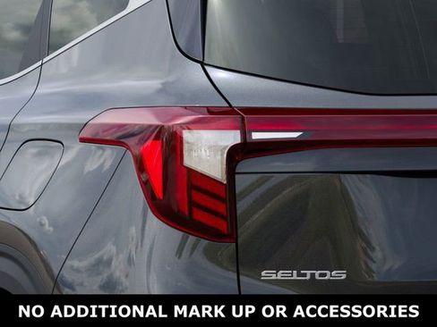 New 2026 Kia Seltos EX image 11