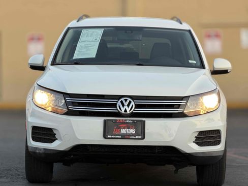 Used 2016 Volkswagen Tiguan S FWD image 2