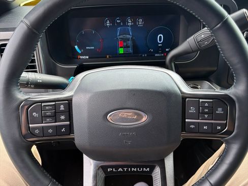 Used 2025 Ford F250 Platinum AWD/4WD image 23