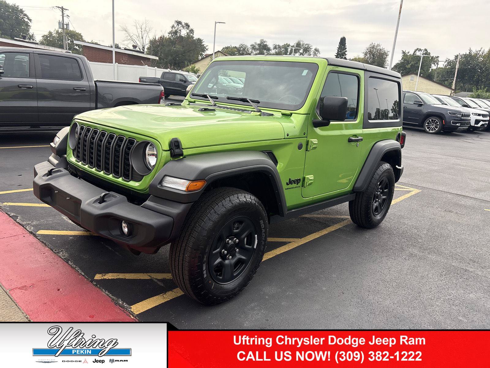 Used 2025 Jeep Wrangler Sport AWD/4WD image 1