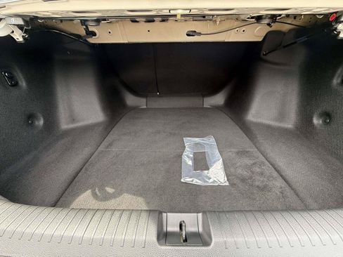 Certified 2025 Honda Accord SE image 16