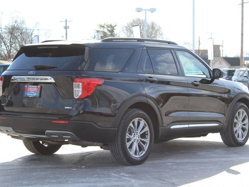 Used 2020 Ford Explorer XLT w/ Equipment Group 202A image 7