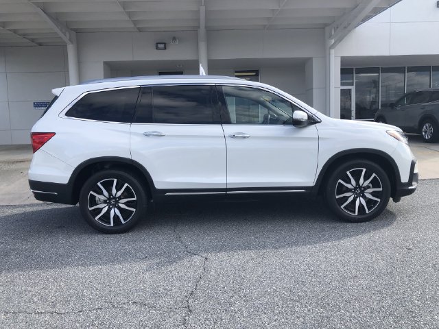 Certified 2022 Honda Pilot Touring image 9