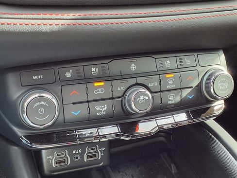 New 2026 Dodge Durango GT image 14