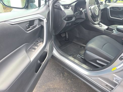 Certified 2024 Toyota RAV4 LE AWD/4WD image 12