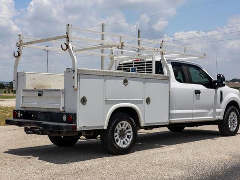 Used 2019 Ford F250 XL w/ STX Appearance Package RWD image 7