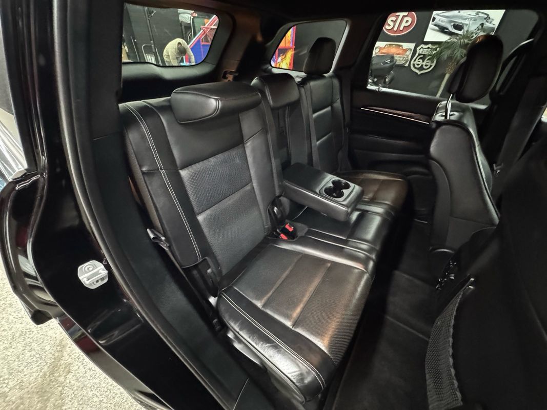Used 2017 Jeep Grand Cherokee Overland AWD/4WD image 18