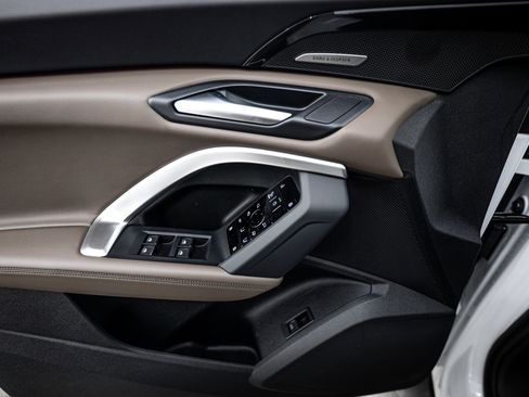 New 2025 Audi Q5 Premium Plus image 11