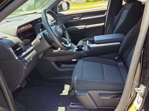 Certified 2026 GMC Terrain Elevation FWD image 3
